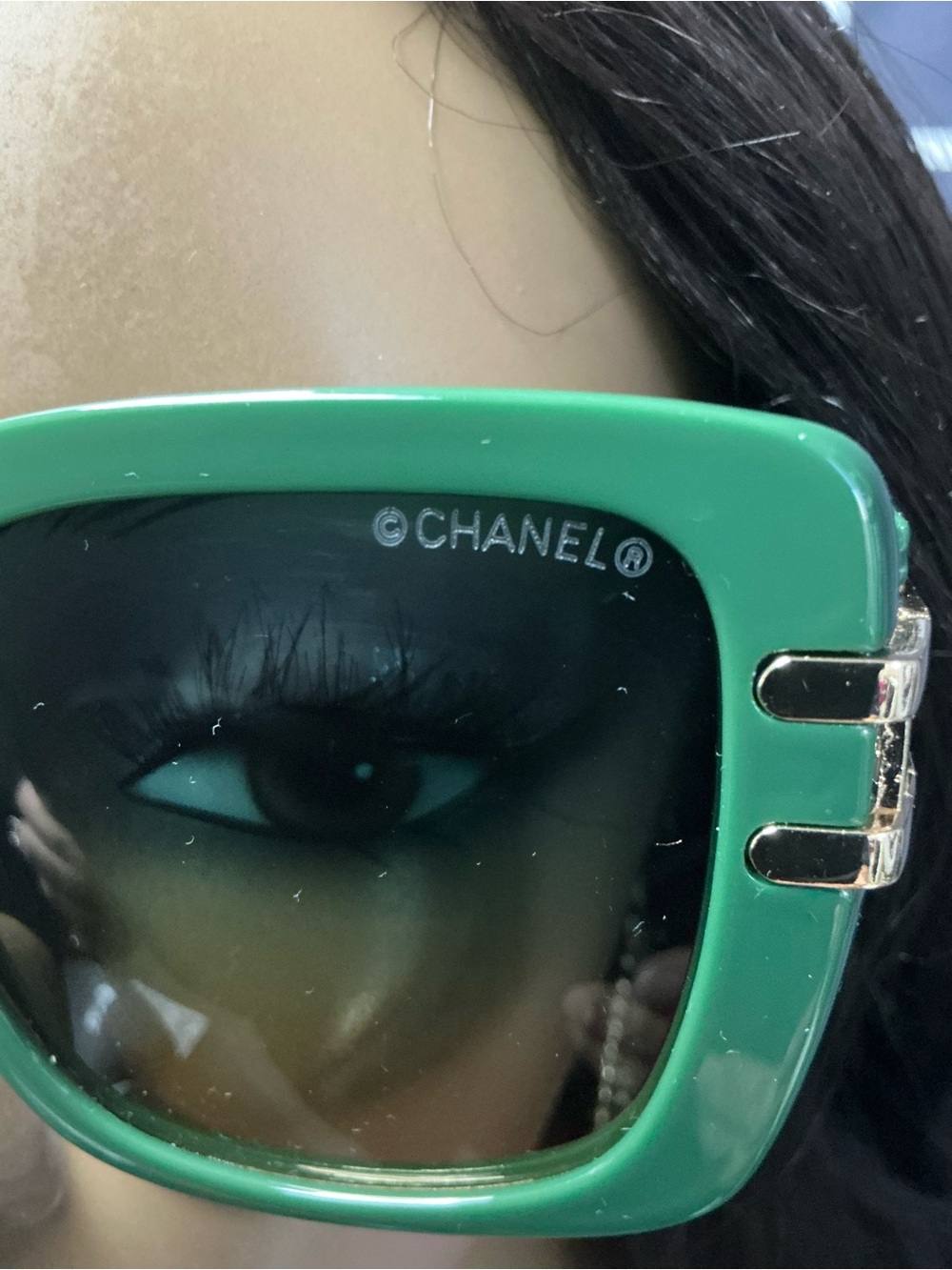 CHANEL Green Oversized Square Sunglasses with Gradient Lenses - Picture 3 of 7